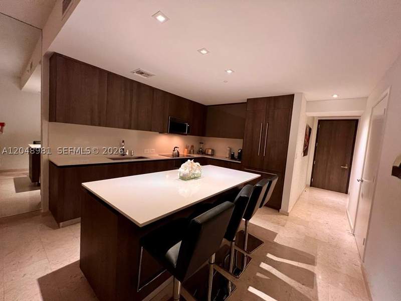 1 bedroom Condominium at 88 SW 7th St 808, Rise Condo, Miami — photo 3