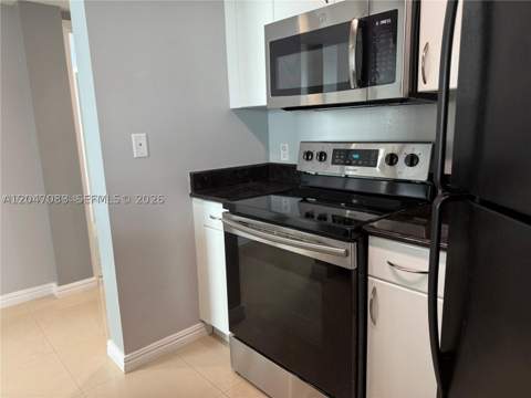 9201 Collins Ave 521, Surfside FL - photo 22 of 39