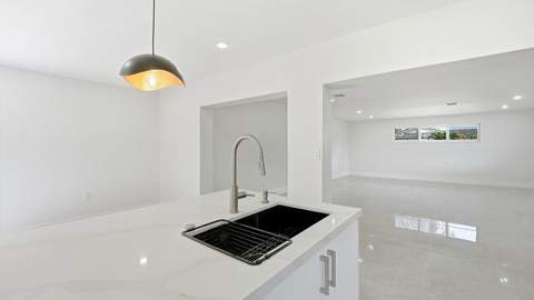 21020 Highland Lakes Boulevard, Miami FL - photo 11 of 57