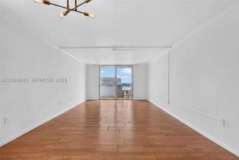 7118 Bonita Dr 705, Miami Beach FL - photo 8 of 32