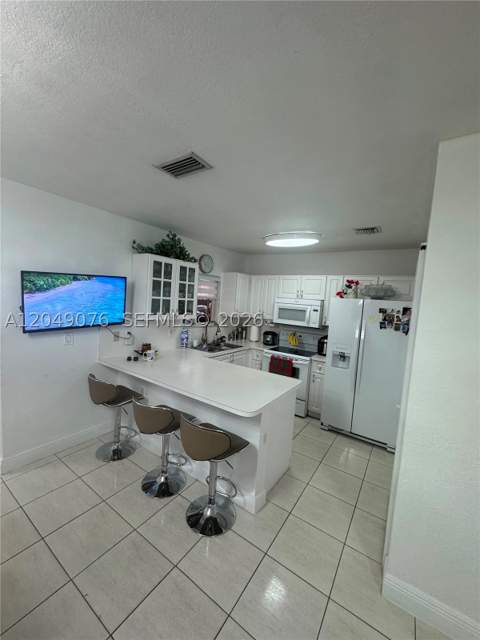 8743 NW 106th Ln 8743, Hialeah Gardens FL - photo 13 of 16