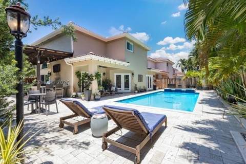11035 NW 47th Ln, Doral FL - photo 13 of 25