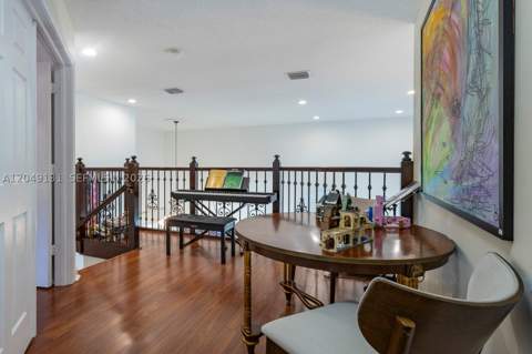 11035 NW 47th Ln, Doral FL - photo 22 of 25