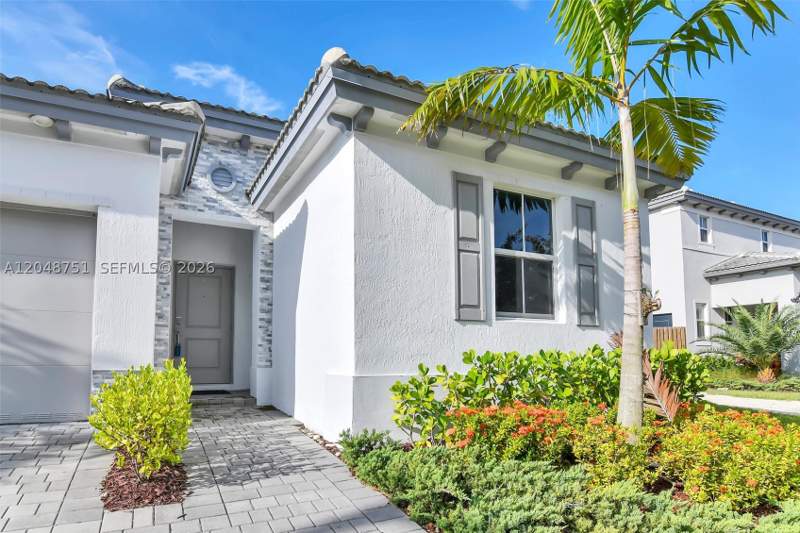 4 bedroom SingleFamilyResidence at 16344 SW 290th St, Paradise Pines, Homestead — photo 5