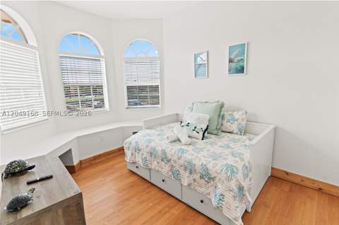 901 Dove Ave, Miami Springs FL - photo 12 of 27