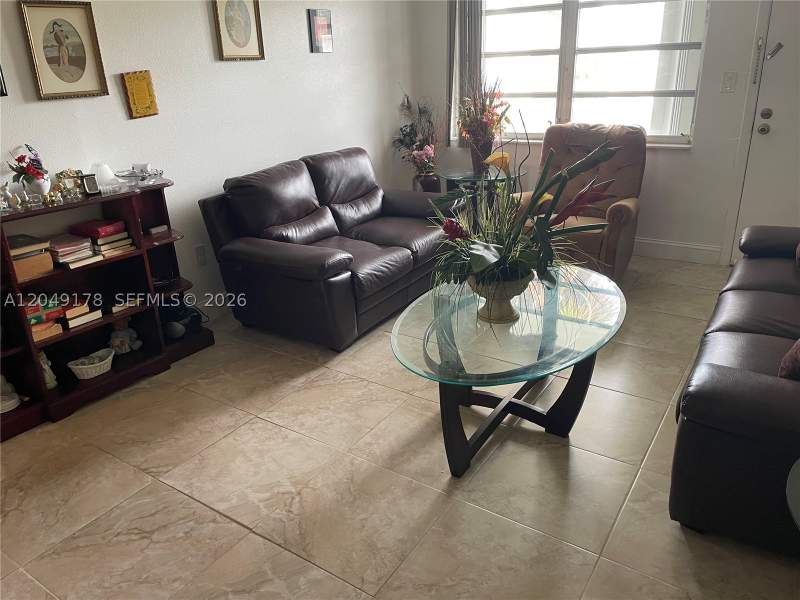 1 bedroom Condominium at 20120 NE 2nd Ave W28, Ro-Mont South Green Condo, Miami Gardens — photo 5