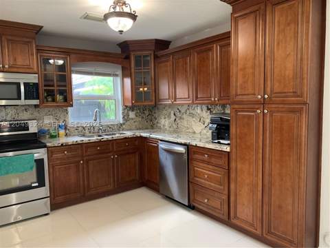 12948 NW 10th St, Miami FL - photo 11 of 40