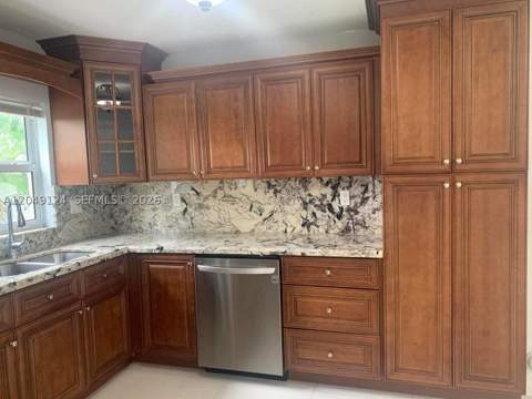 12948 NW 10th St, Miami FL - photo 12 of 40