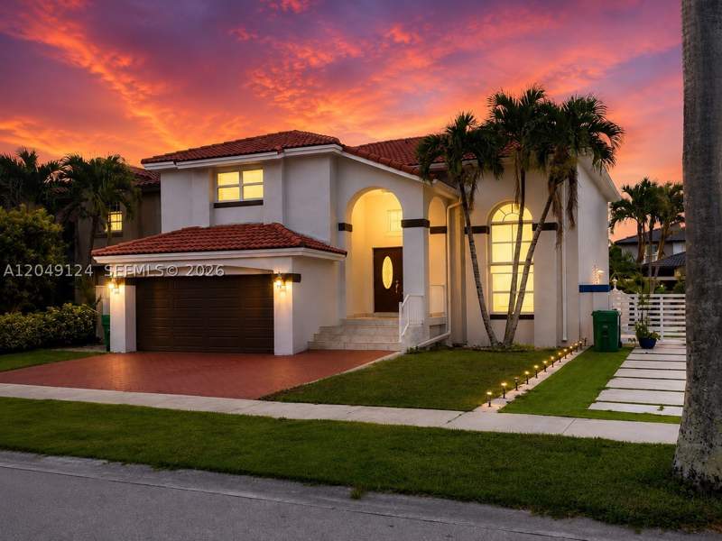 3 bedroom SingleFamilyResidence at 12948 NW 10th St, Shoma Homes At Tamiami II, Miami — photo 2