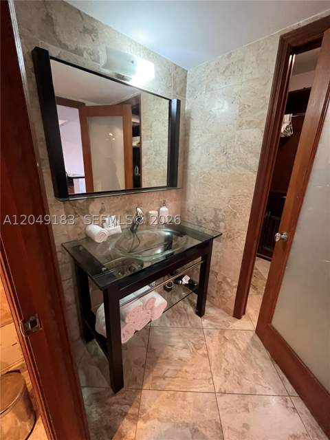 2301 Collins Ave 731, Miami Beach FL - photo 16 of 34