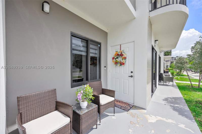4 bedroom Townhouse at 26122 SW 146th Ave, Grandeville Place, Homestead — photo 4