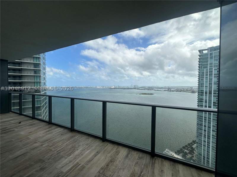 2 bedroom Condominium at 650 NE 32nd St 4205, Paraiso Bay Condo, Miami — photo 3