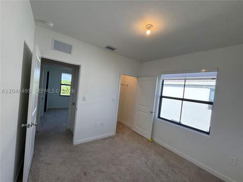 438 NE 12th St, Florida City FL - photo 15 of 21