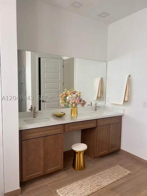 24440 SW 209th Pl, Homestead FL - photo 9 of 20