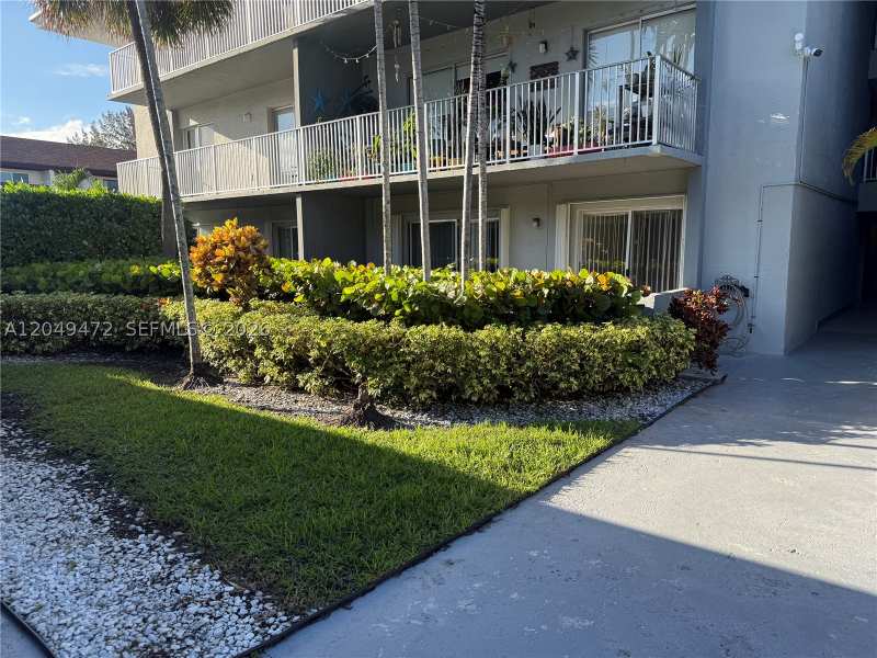 1 bedroom Condominium at 7403 SW 82nd St 109N, Silver Palms At Dadeland, Miami — photo 1