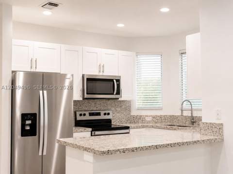 15441 SW 11th Ter, Miami FL - photo 7 of 26