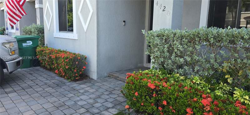 4 bedroom Townhouse at 4420 SW 163rd Ct, Oakland Subdivision, Miami — photo 3