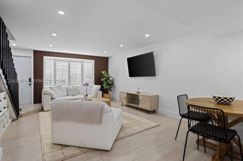 10211 SW 77th Ct, Miami FL - photo 7 of 31