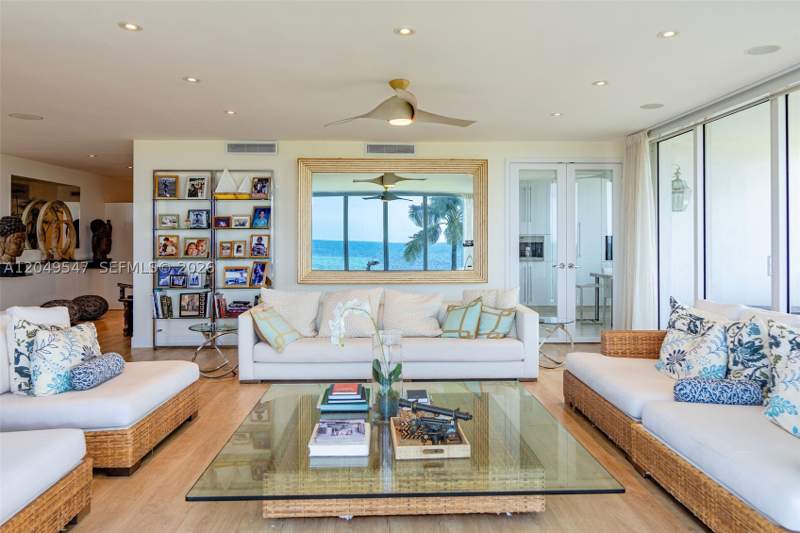 4 bedroom StockCooperative at 200 Ocean Lane Dr 501, Island House Apt Inc - Co, Key Biscayne — photo 5