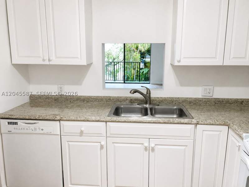 2 bedroom Condominium at 11925 NE 2nd Ave B315, Capri Gardens Condo, North Miami — photo 2