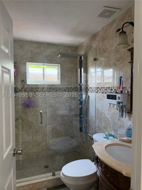 2642 Atlantic Ave, Opa Locka FL - photo 15 of 27