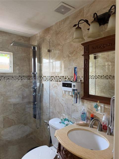 2642 Atlantic Ave, Opa Locka FL - photo 16 of 27