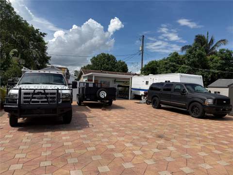 2642 Atlantic Ave, Opa Locka FL - photo 24 of 27