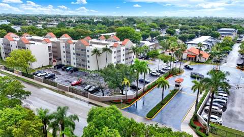6195 NW 186th St 113, Hialeah FL - photo 22 of 27