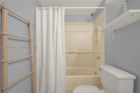 6195 NW 186th St 113, Hialeah FL - photo 6 of 27