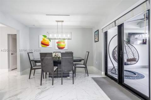 20221 SW 318th St, Homestead FL - photo 12 of 76