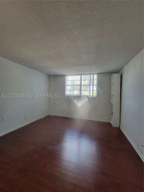 19390 Collins Ave 220, Sunny Isles Beach FL - photo 7 of 30
