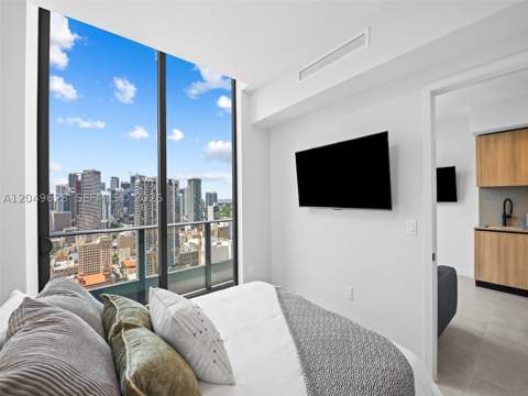 121 NE 5th St 3703, Miami FL - photo 10 of 63