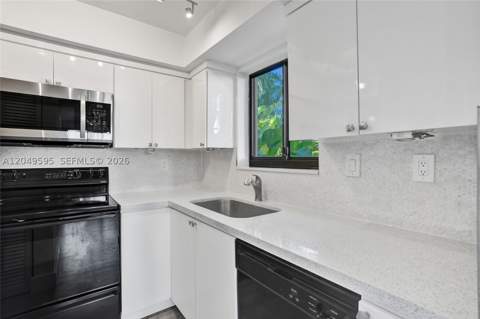 20332 NE 34th Ct 26, Aventura FL - photo 10 of 32