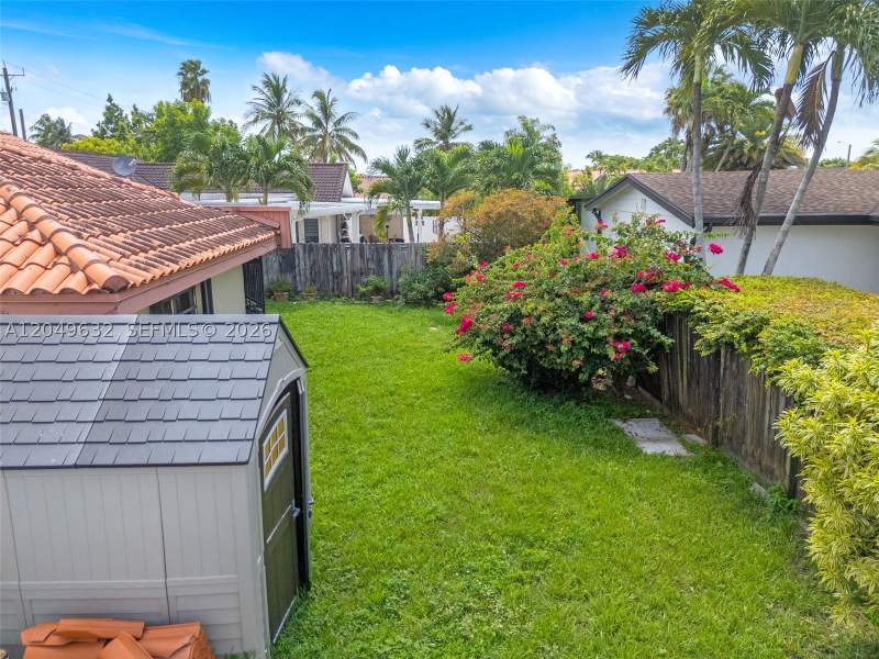 4 bedroom SingleFamilyResidence at 10190 SW 28th St, Little Plantations-A Resu, Miami — photo 4