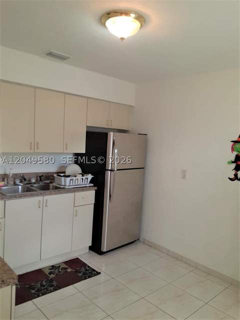 3062 NW 60th St, Miami FL - photo 13 of 15
