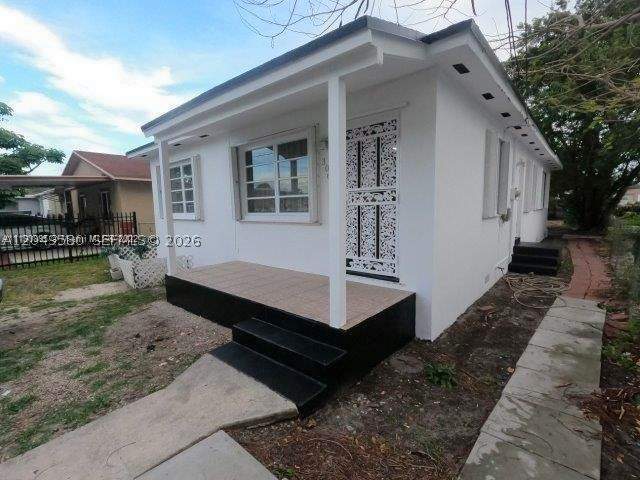 3 bedroom SingleFamilyResidence at 3062 NW 60th St, Hialeah Heights, Miami — photo 2