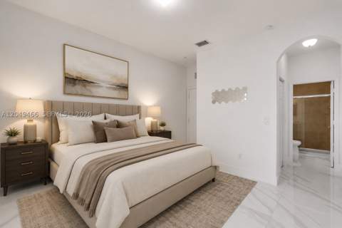 8850 NW 99th Path, Doral FL - photo 16 of 33