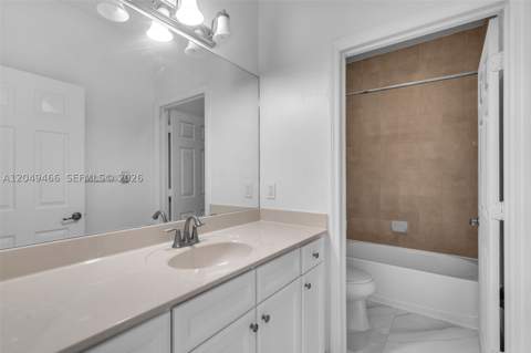 8850 NW 99th Path, Doral FL - photo 21 of 33