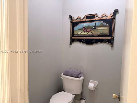 10824 NW 51st Ln, Doral FL - photo 17 of 25