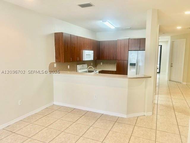 4 bedroom Townhouse at 568 NE 35th Ave, Florence At Crystal Lakes, Homestead — photo 5
