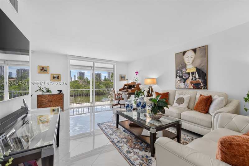 1 bedroom Condominium at 2930 Point East Dr E201, Point East One Condo-Bldg, Aventura — photo 1