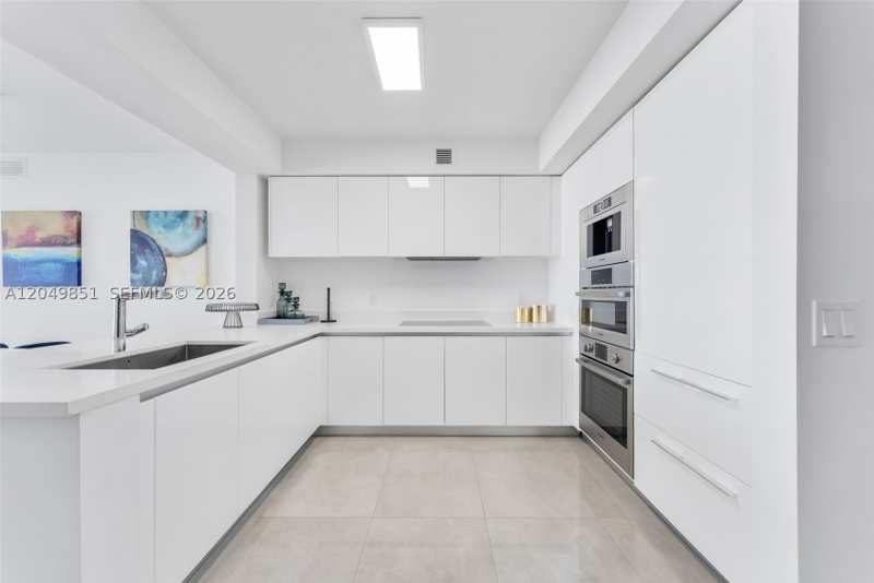 3 bedroom Condominium at 300 Sunny Isles Blvd 4-1603, Parque Towers Condo, Sunny Isles Beach — photo 1