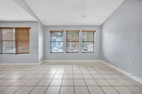 15560 SW 104th Ter 611, Miami FL - photo 20 of 45