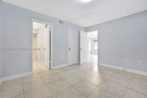 15560 SW 104th Ter 611, Miami FL - photo 24 of 45