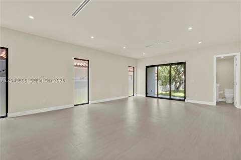 2889 SW 35 Ave 2887, Miami FL - photo 11 of 61