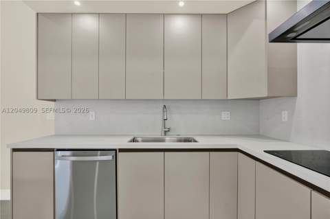 2889 SW 35 Ave 2887, Miami FL - photo 9 of 61