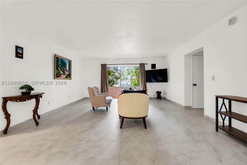 3 bedroom Condominium at 8660 SW 149th Ave 205, Lago Del Rey Condo #1, Miami — photo 2
