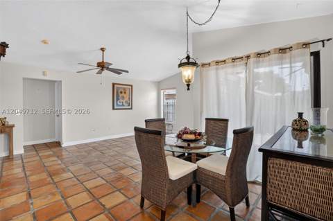 15065 SW 49th Ln F, Miami FL - photo 11 of 42