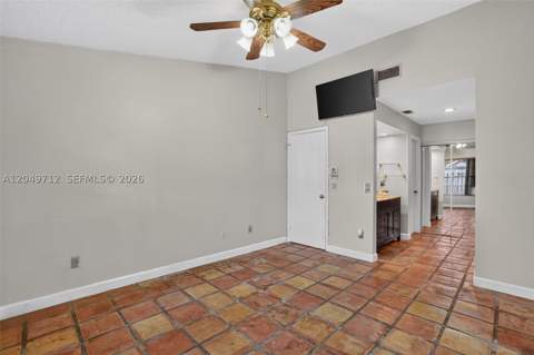 15065 SW 49th Ln F, Miami FL - photo 13 of 42