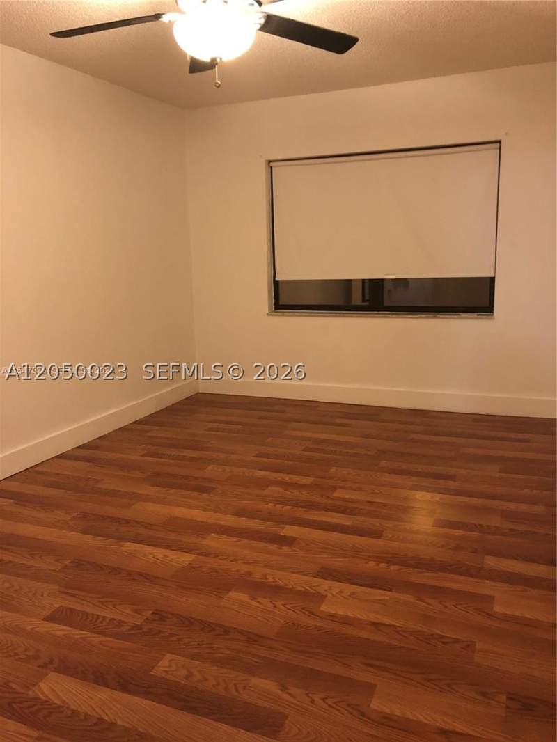 1 bedroom Condominium at 8290 Lake Dr 349, Las Vistas At Doral Condo, Doral — photo 3